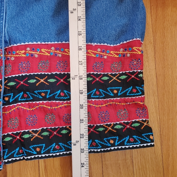 Aztec Southwestern Tribal Boho Embroidered Denim Jean Jacket - Picture 11 of 11
